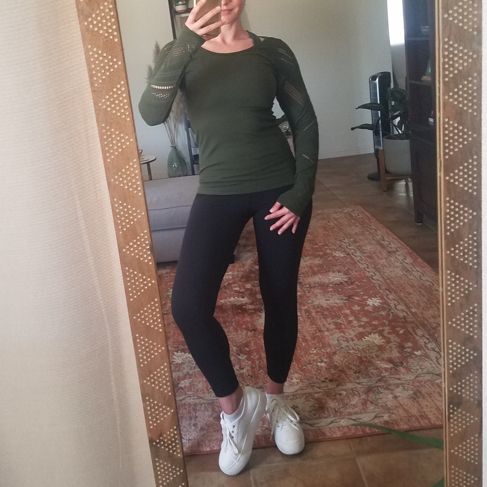 Fabletics Long Sleeve Top
